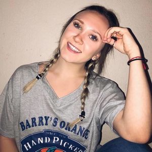 Meet your Posher, Addison